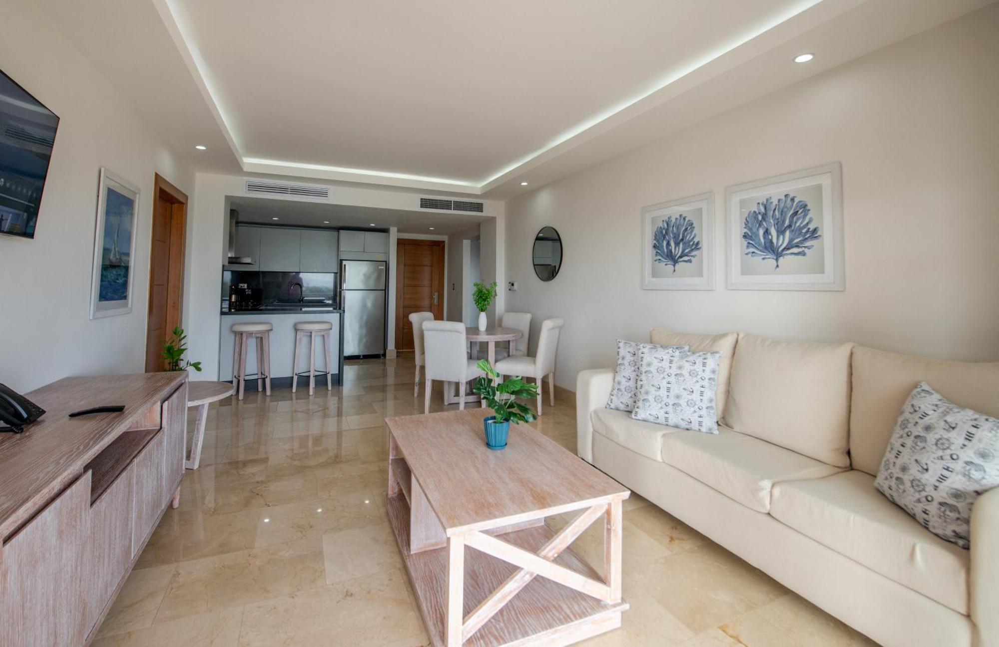 Hacienda Samana Bay Hotel Exterior foto Living room