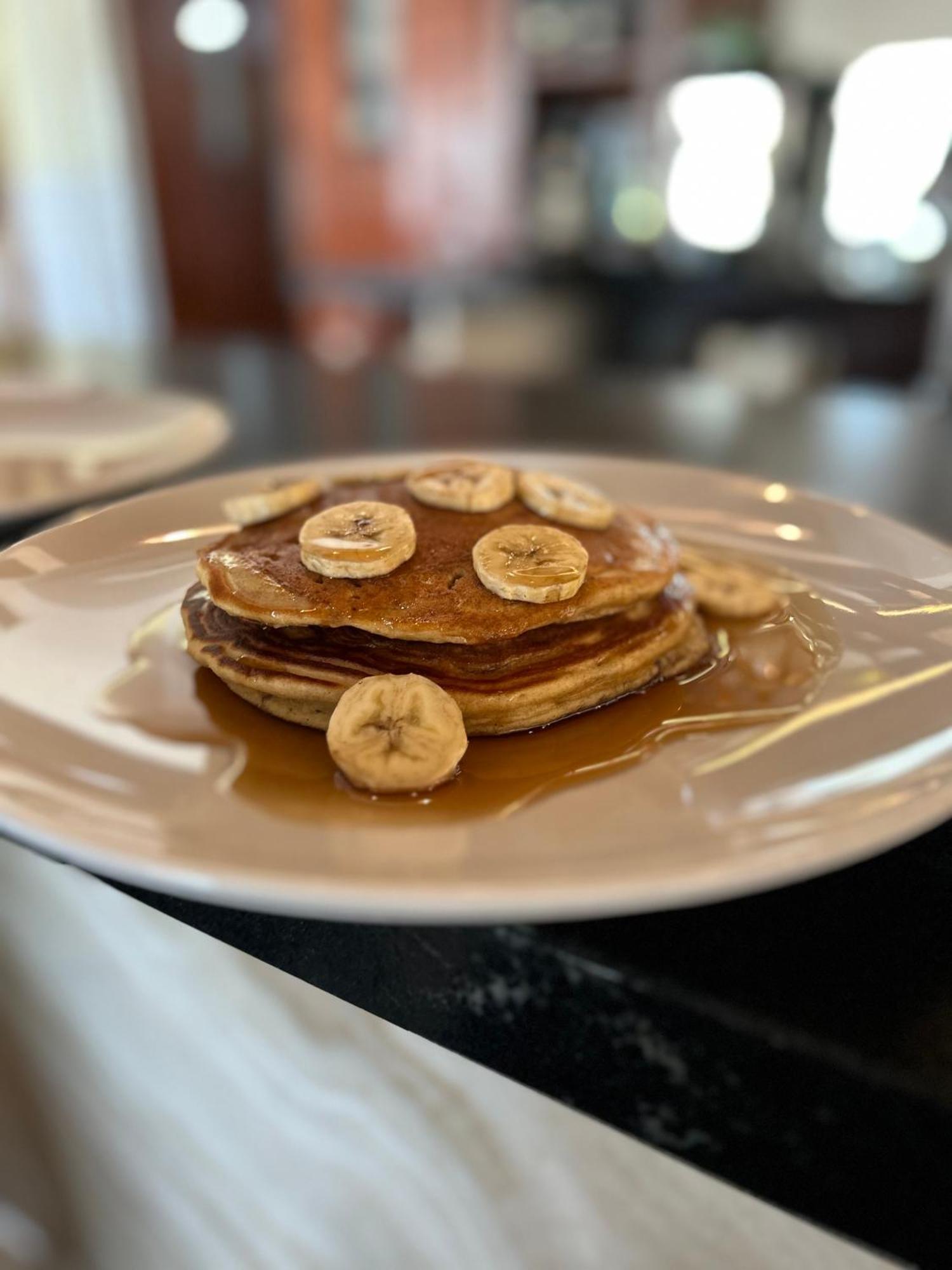 Hacienda Samana Bay Hotel Exterior foto Banana pancakes